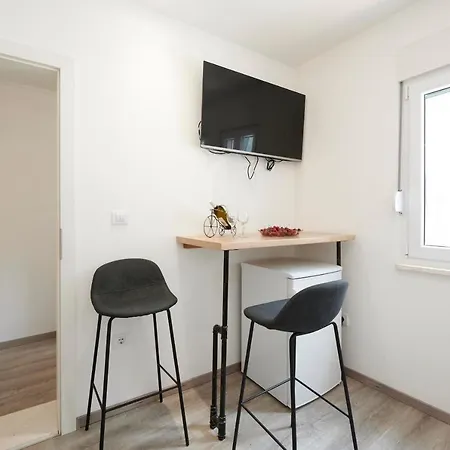 Old Bridge Guest house Trogir